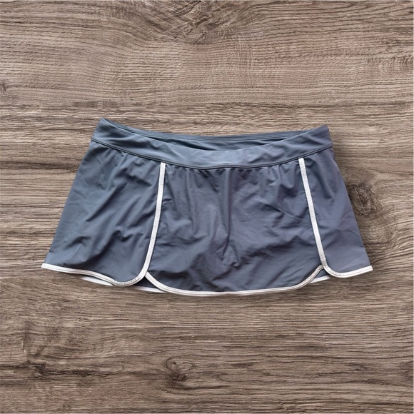Free country skort size XL /16  sport swim button gray white stretch - Picture 5 of 14